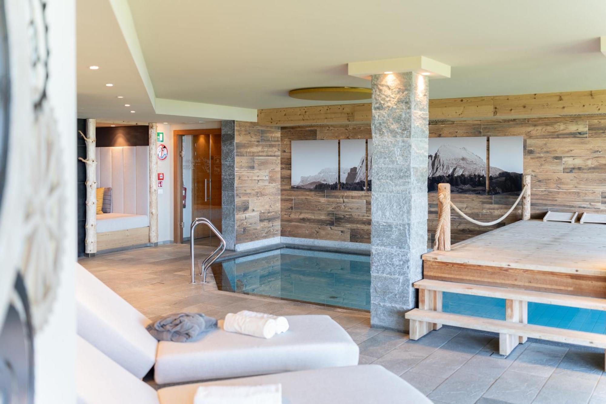 Berghotel Zorzi Alpe Di Siusi Luaran gambar